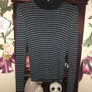 Like New black and metallic silver stripe ribbed Limited turtleneck